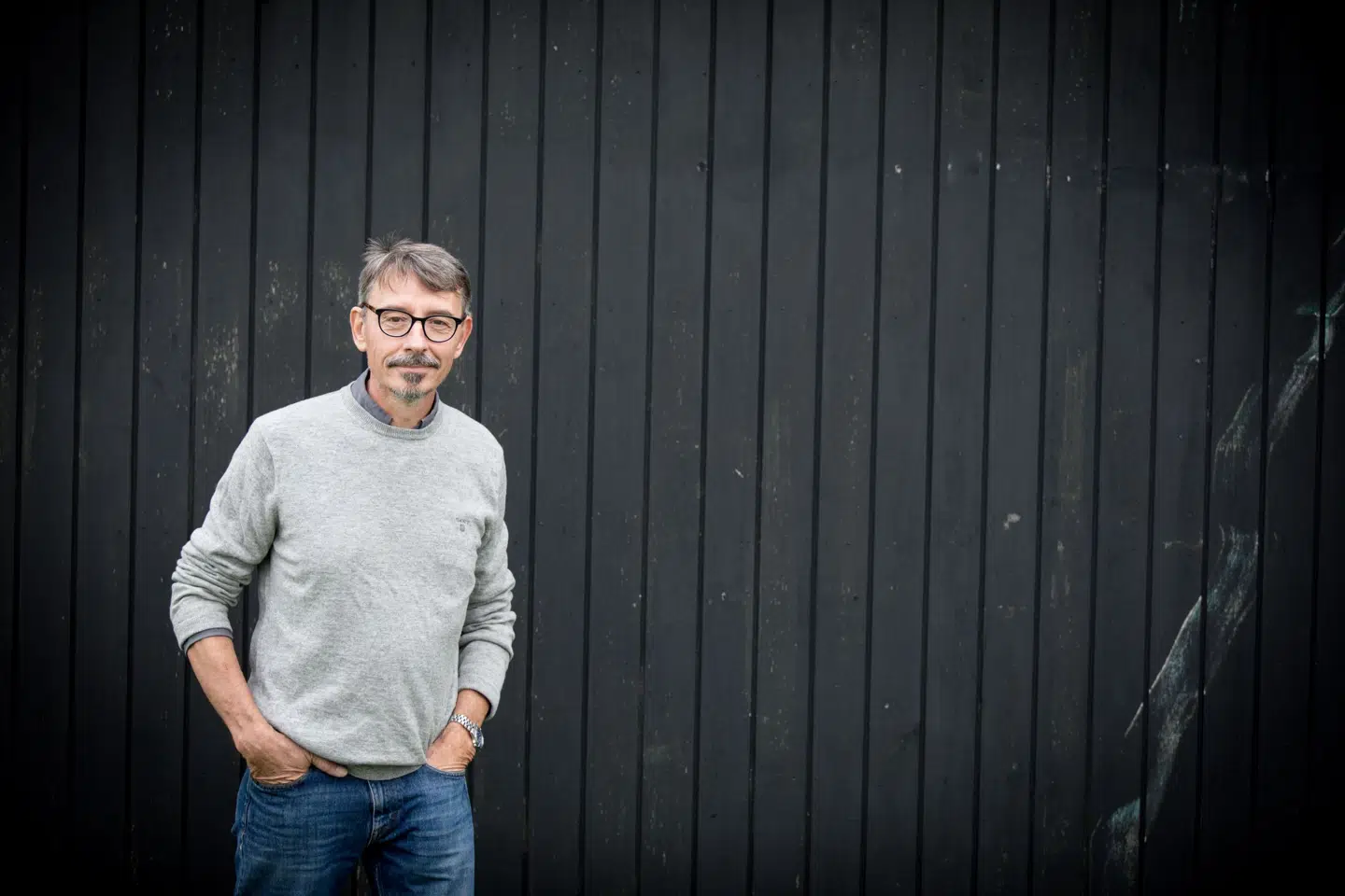 »Vi er en lille smule overraskede over, at man fra dansk side ikke ser, at der foregår noget i Danmark, og ikke ser, at der er danske aktiviteter inden for dansk biotek med virksomheder, der kan fremstille vacciner i verdensklasse,« siger Martin Roland Jensen, bestyrelsesformand i Expres2ion Biotechnologies.