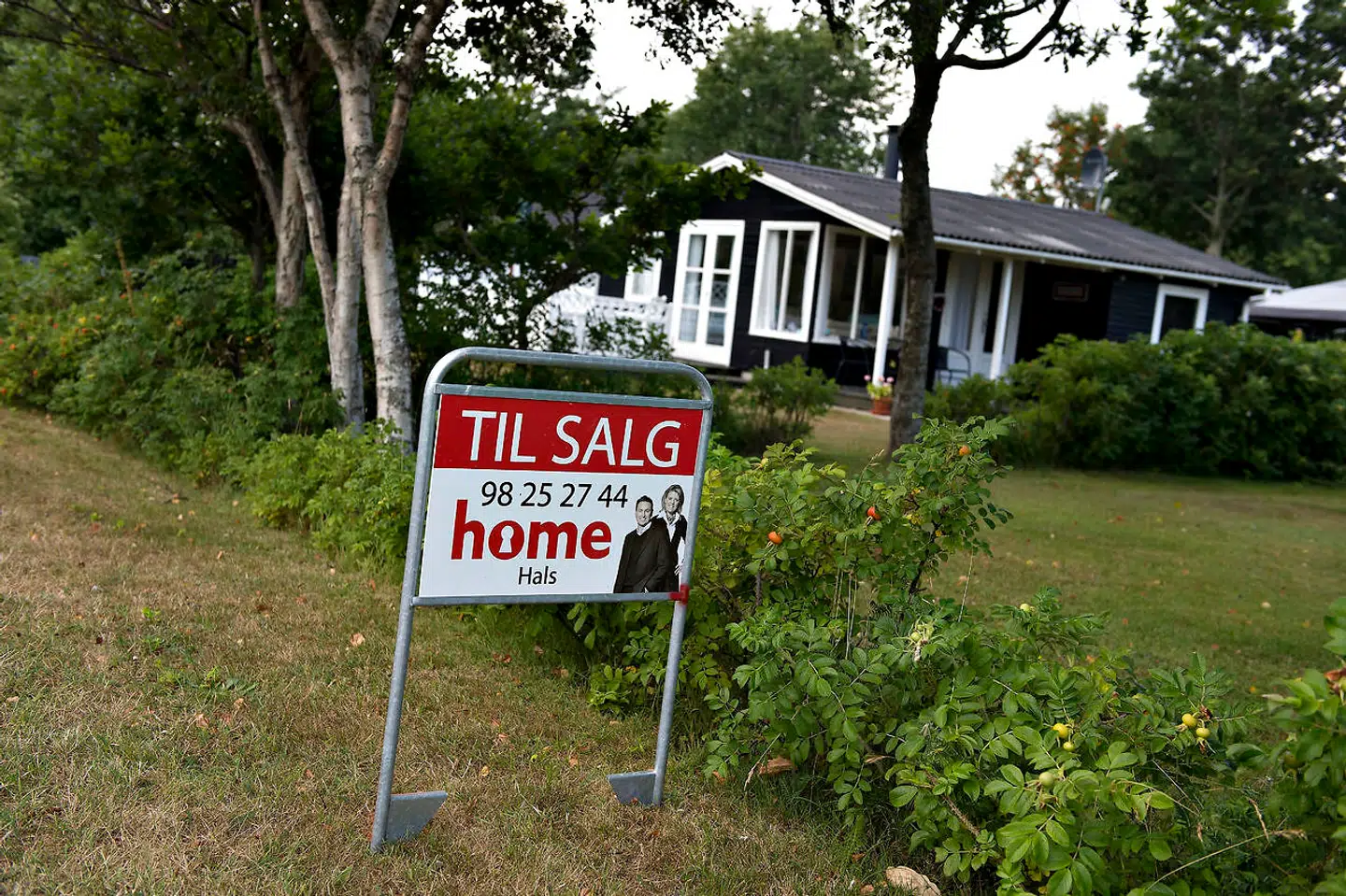 ARKIVFOTO 2013 sommerhus til salg i Hals. Uanset om du beholder eller videresælger dine forældres bil eller hus efter deres død, skal du betale en afgift til staten. Det skriver Ritzau, onsdag den 5. februar 2020.. (Foto: Henning Bagger/Ritzau Scanpix)