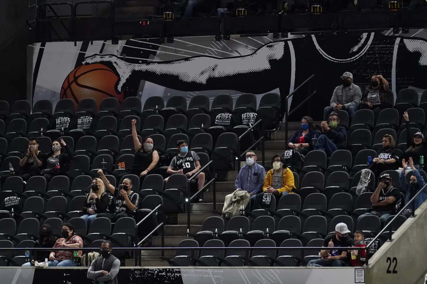 Fans er begyndt at vende tilbage til lægterne i NBA. Eric Gay/Ritzau Scanpix