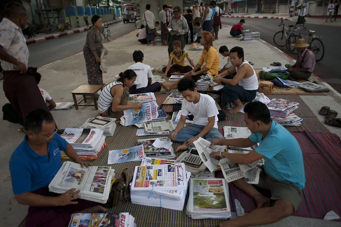 »Ny lovgivning gør det sværere for aktivister, journalister og borgere at kritisere det nye militærstyre – helt i tråd med, hvad andre autoritære stater foretager sig over hele regionen,« skriver Emilie Lehmann-Jacobsen.