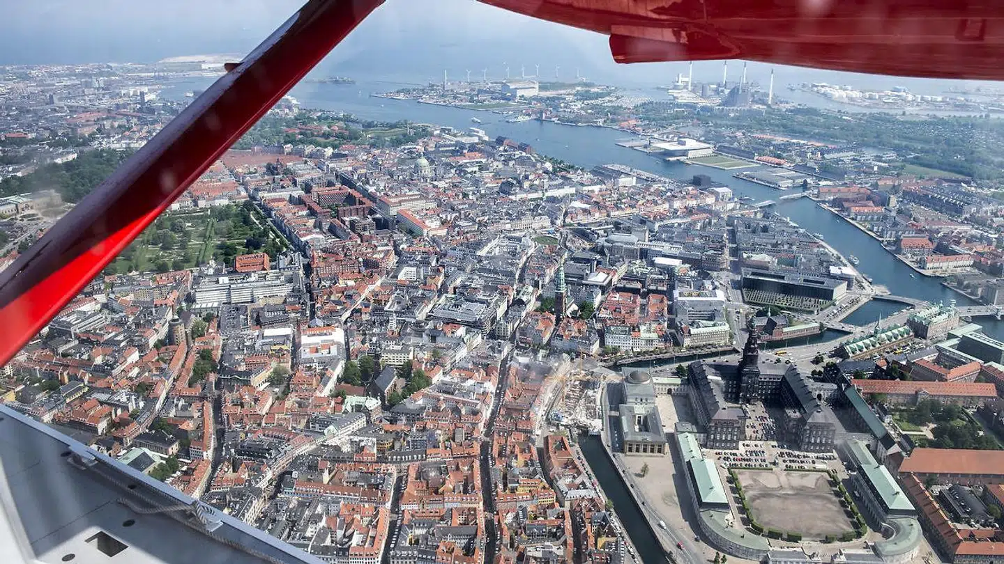 Masser af små og mellemstore danske virksomheder halter bagefter med at bruge de digitale muligheder for at udvikle og udvide forretningen og få mere luft under vingerne. Det skal en utraditionel indsatsstyrke nu hjælpe dem til at komme i gang med.