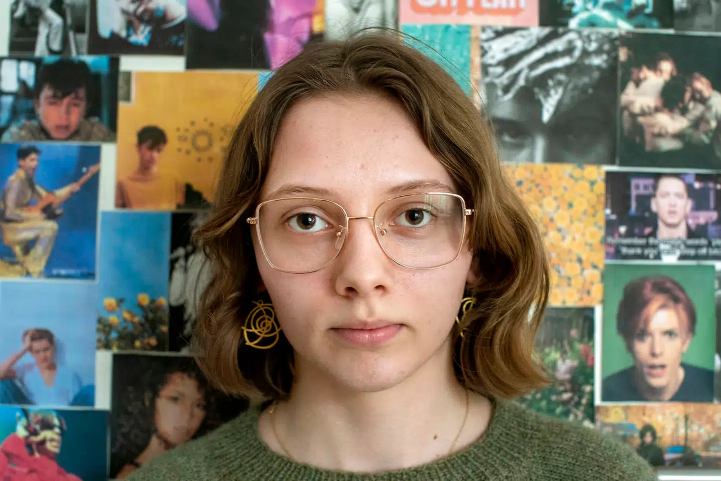 I 9. klasse sørgede Anna Crone for at få gode karakterer, så hun med god samvittighed kunne tage et pusterum bagefter. Hun startede på Mellerup Efterskole uden for Randers, men efter fire måneder blev hun i forbindelse med landets nedlukning sendt hjem til forældrene i Virum. Nu kan efterskoler i Nord- og Vestjylland samt på Bornholm åbne, mens Anna Crone stadig er hjemme. Det giver ingen mening, siger hun.