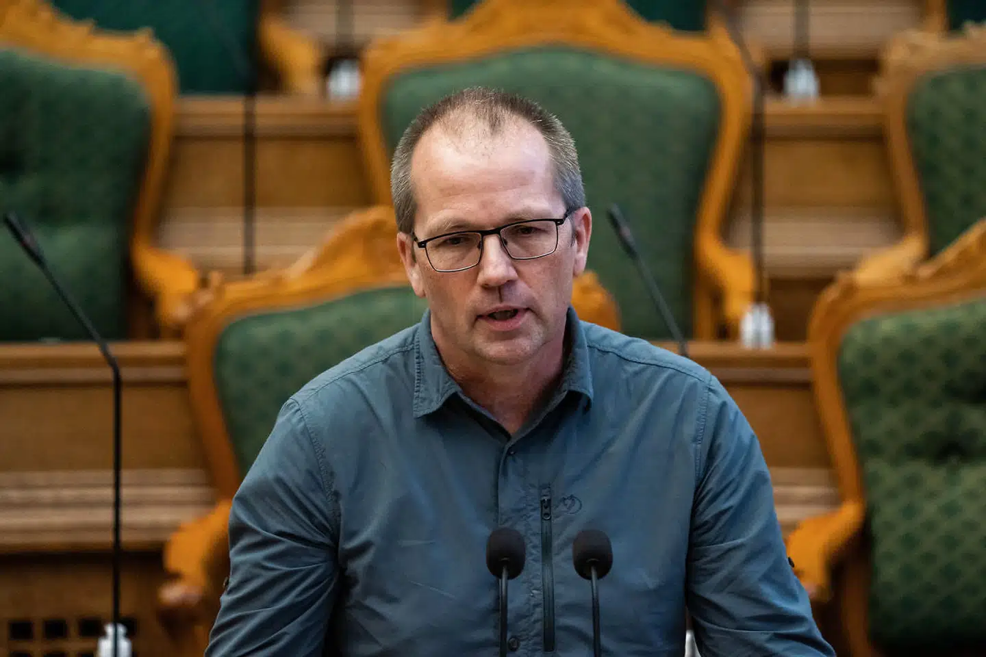 Peder Hvelplund (EL) mener ikke, at man bør købe vacciner fra Israel.