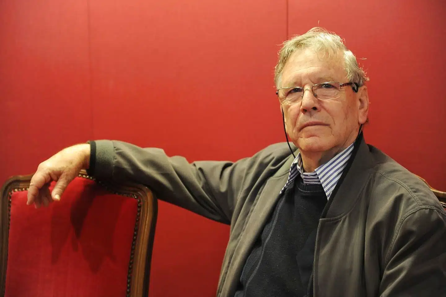 Forfatteren Amos Oz blev 79 år og døde af kræft i 2018. Han var en af Israels mest respekterede forfattere. En ny biografi af hans datter Galia Oz chokerer nu den israelske offentlighed.