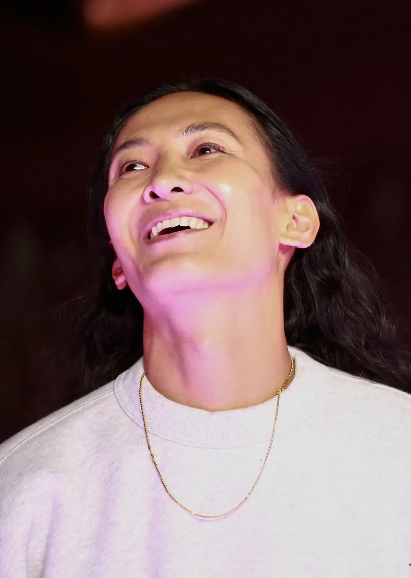 »Jeg har aldrig engageret mig i den beskrevne grusomme opførsel og ville aldrig opføre mig på den måde, der er blevet påstået,« lyder det fra Alexander Wang selv.