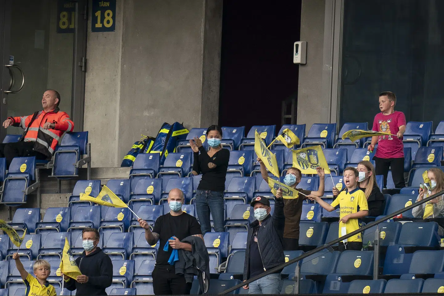 Fotoet her er fra 27. september, da der måtte være op til 500 personer samtidig på Brøndby Stadion til en superligakamp mellem Brøndby og AC Horsens. Liselotte Sabroe/Ritzau Scanpix