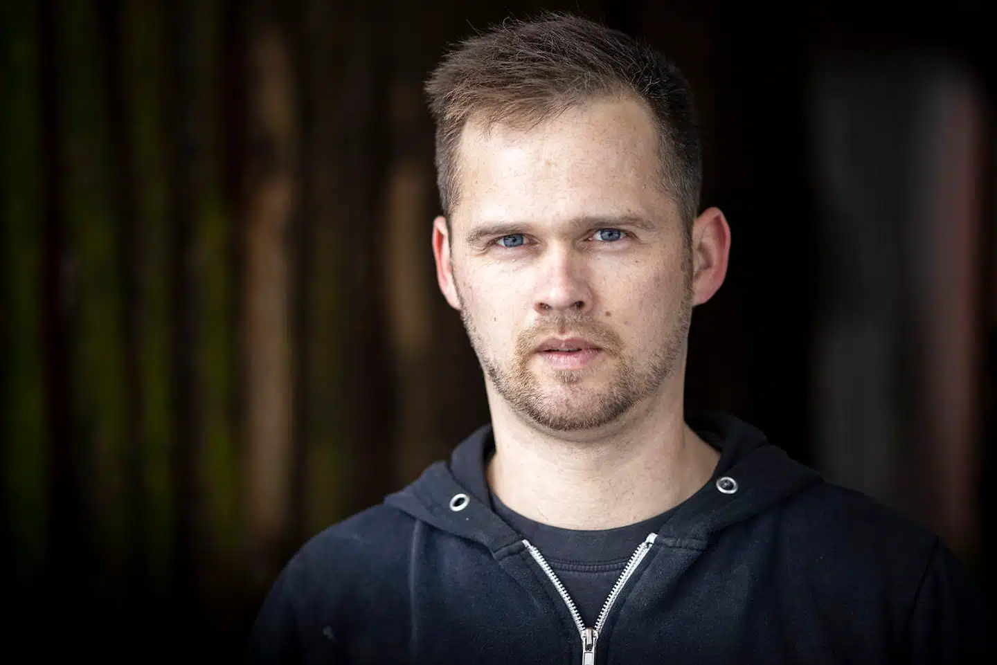 Erik La Cour er fortørnet over, at han i dag står til at skulle betale 10.000 kroner for en forbrydelse, han påstår, at han ikke har begået.