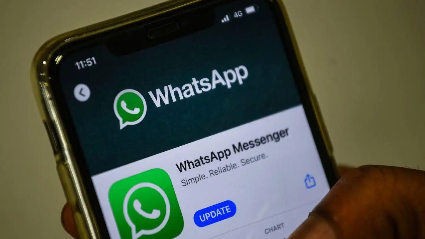 WhatsApp prøver nu igen at opdatere sine brugerbetingelser, og hvis man ikke siger ja, bliver der lukket for adgangen til den Facebook-ejede beskedtjeneste.