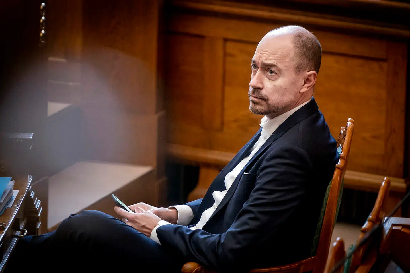 Flere partier vil have klart svar fra sundhedsminister Magnus Heunicke (S) på, hvorfor et centralt notat ikke blev udleveret. Her ses sundhedsministeren i folketingssalen 11. februar 2021.