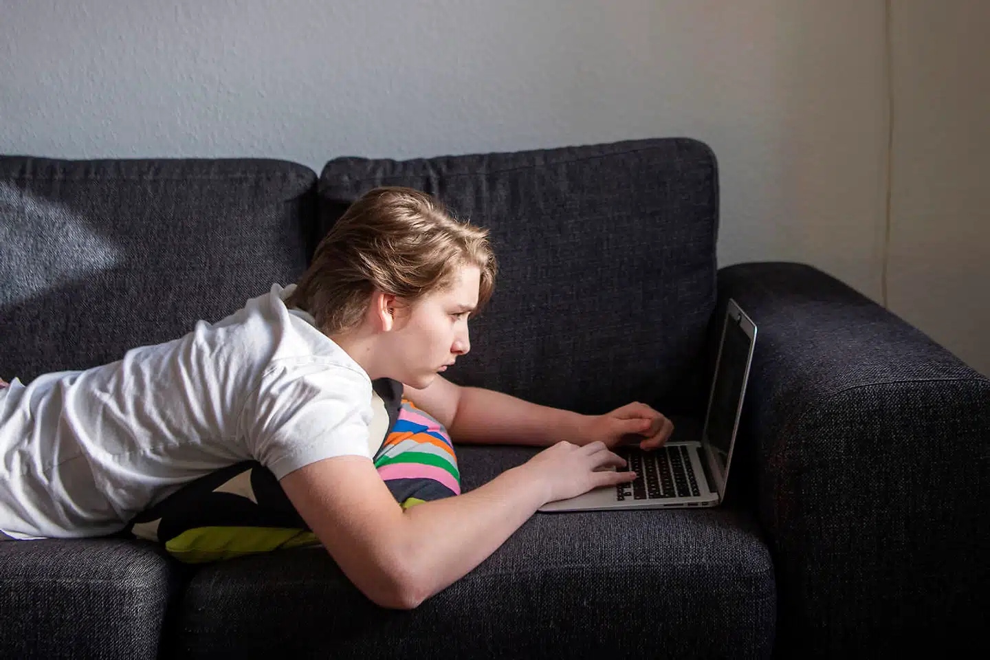 Den nye virtuelle klasse er målrettet de elever, der trives bedst med at sidde derhjemme og ikke har det godt med det sociale aspekt, som fylder rigtig meget i gymnasiet.