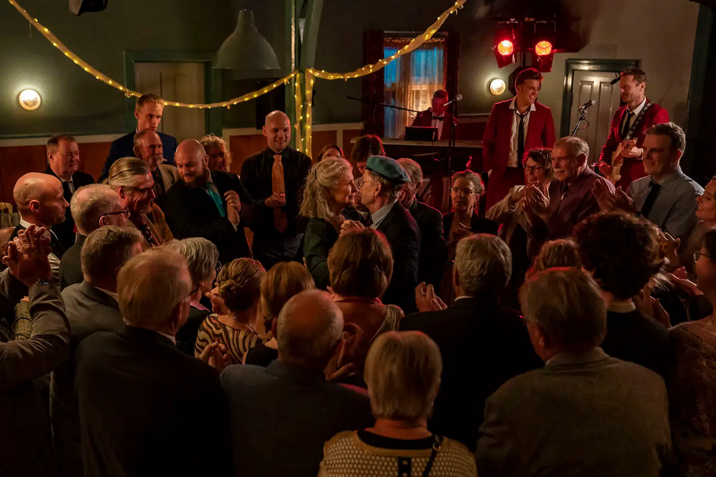 Filmproduceren Mikkel Jersin og hans kollegaer har brugt flere år på filmen »Lille sommerfugl«, der havde premiere i december. Men på grund af coronapandemien blev biograferne sat på standby og muligheden for indtjening ligeså.