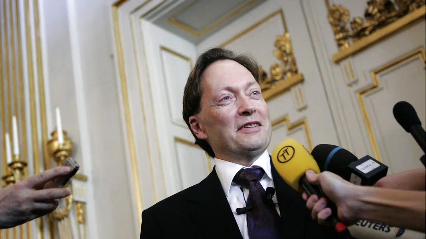 Horace Engdahl har været medlem af Det Svenske Akademi siden 1997 – fra 1999 til 2009 tillige som den, der hvert år fortalte offentligheden, hvem der nu skulle modtage Nobelprisen i litteratur. Her er han fotograferet i 2005, da det blev bekendtgjort, at den britiske dramatiker Harold Pinter ville blive hædret.