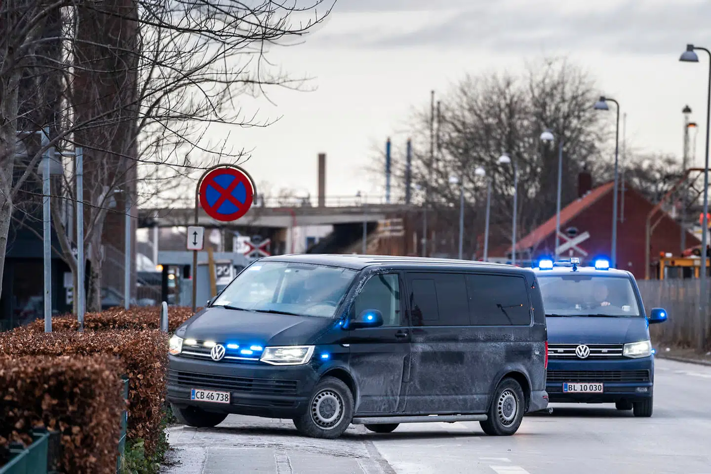 Peter Madsen bliver bragt til Retten i Glostrup. Retten i Glostrup behandler sagen om drabsdømte Peter Madsens flugt fra Herstedvester Fængsel, tirsdag den 9. februar 2021. Peter Madsen er tiltalt for fangeflugt, trusler og ulovlig tvang. (Foto: Martin Sylvest/Ritzau Scanpix 2021)
