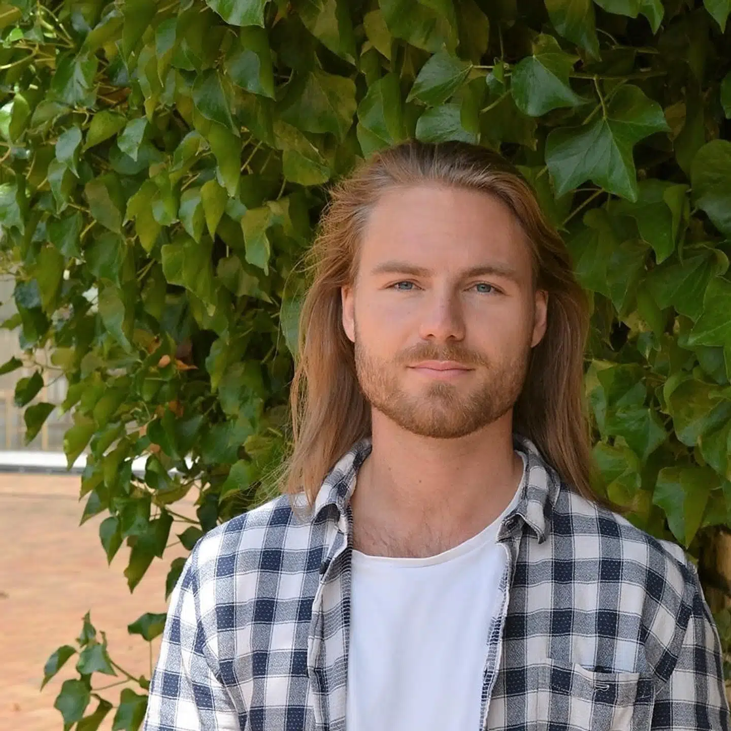 Theis Palm er landechef for den svenske virksomhed Kärnfull Energi, som rykker ind i Danmark, hvor selskabet vil sælge atomkraft til elkunderne. Theis Palm er også CEO og medstifter af den nye forening Atomkraft Ja Tak.