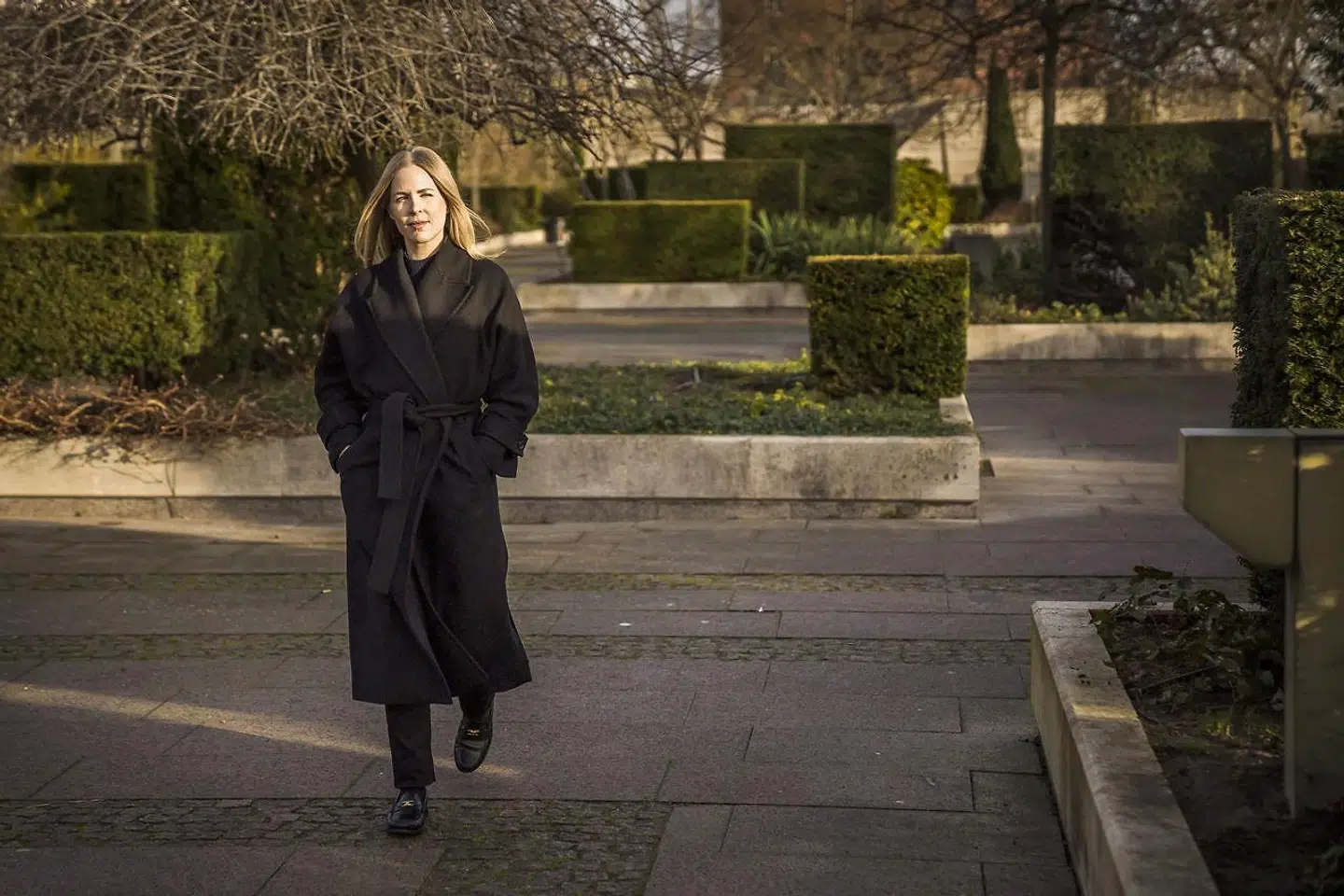 »Vi kommer kun til at se en mere forbitret, måske endda hævngerrig liberalisme i de kommende år. Den havde jo løsningen på alle verdens problemer! Den var universel! Hvorfor vil de dumme, uprincipielle mennesker derude så ikke elske den?« skriver Eva Selsing.