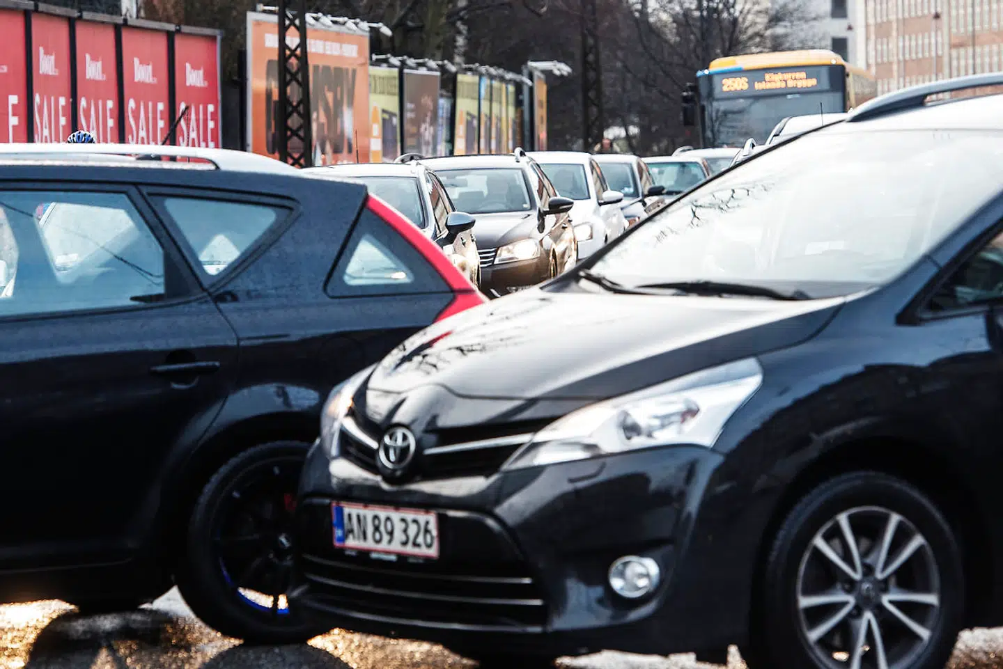 Med et nyt stort udspil vil Socialdemokratiet i København sikre renere luft til københavnerne og skabe nye byrum, der øger borgernes livskvalitet. Det skal ske, ved at man stikker en kæp i hjulet på bilerne i byen – særligt de gamle af slagsen med dieselmotor.