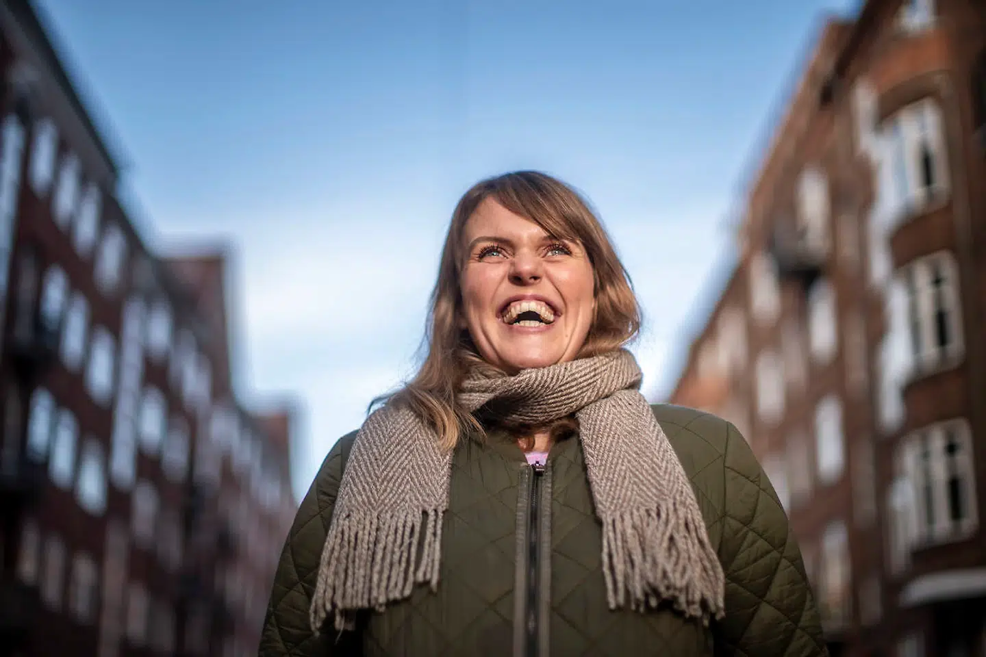 Katrine Muff Enevoldsen har sunget, siden hun var halvandet år. I familien sang de mere, end de talte – og det siger ikke så lidt, fortæller hun.