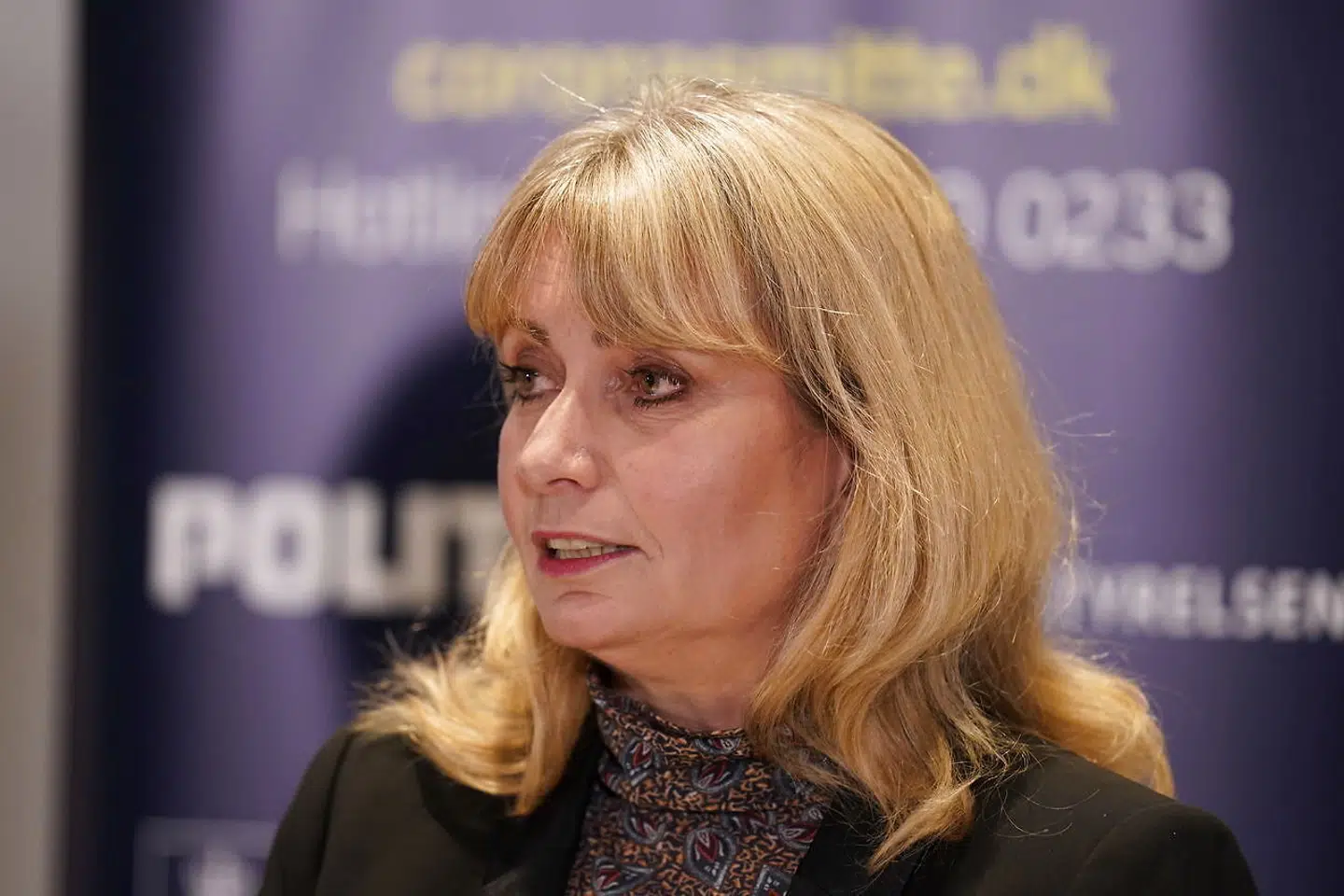 Styrelsen for Patientsikkerhed og dennes direktør, Anette Lykke Petri, kan med den nye lov pålægge kommuner at lukke for eksempel dagtilbud, skoler og plejehjem.