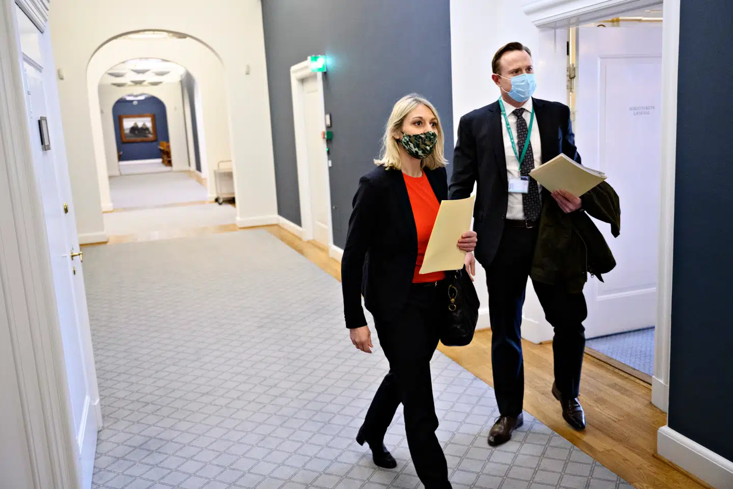 Forsvarsminister Trine Bramsen (S) ankommer til samråd 4. februar. Fredag bliver hun indkaldt til samråd igen.