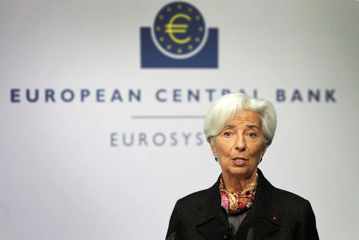 2020 har været en lang tilbagegang for europæisk økonomi. I eurozonen skrumpede økonomierne med 6,8 procent i 2020, viser tal fra Eurostat. Den Europæiske Centralbank (ECB) har iværksat store opkøbsprogrammer for at hjælpe.