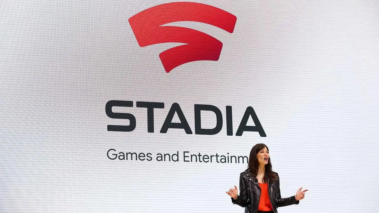 Jade Raymond, som har stået i spidsen for Googles satsning på onlinespiltjenesten Stadia, forlader nu internetgiganten, som lukker sit spiludviklerstudie.