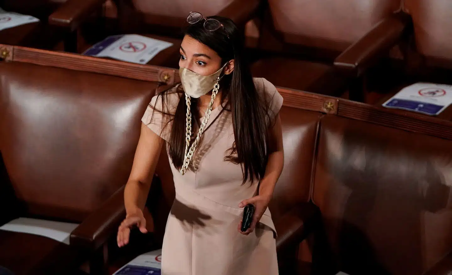 Det demokratiske medlem af Repræsentanternes Hus Alexandria Ocasio-Cortez har fortalt, at angrebet mod Kongressen kom så tæt på, at hun på et tidspunkt troede, at hun skulle dø.