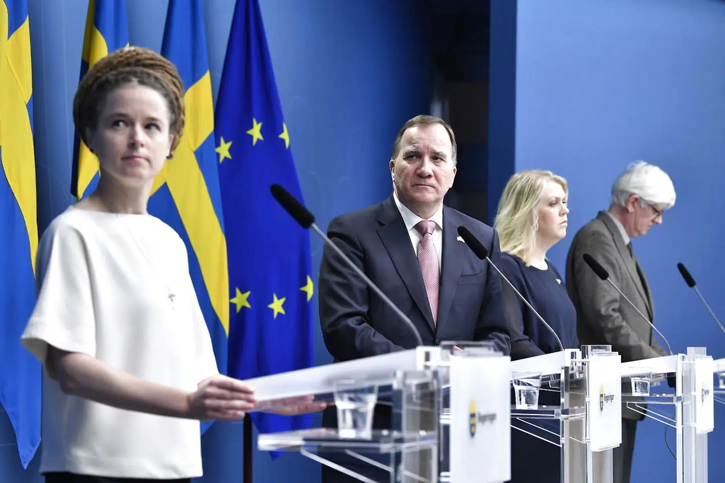 Flere svenske ministre med statsminister Stefan Löfven i spidsen gav torsdag en status på coronakrisen.