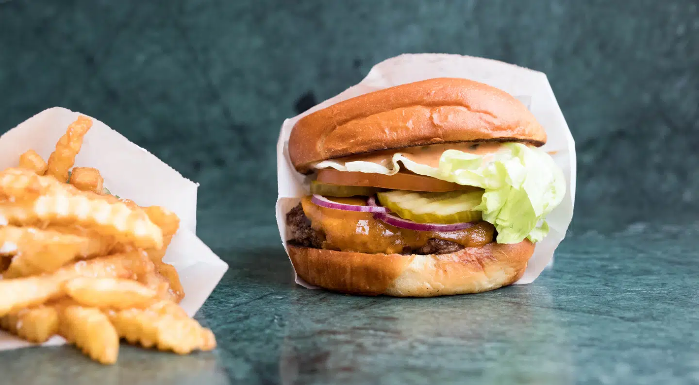 Snart kan denne slags burgere fra Gasoline Grill nydes i Tivoli, som opruster på det kulinariske område.