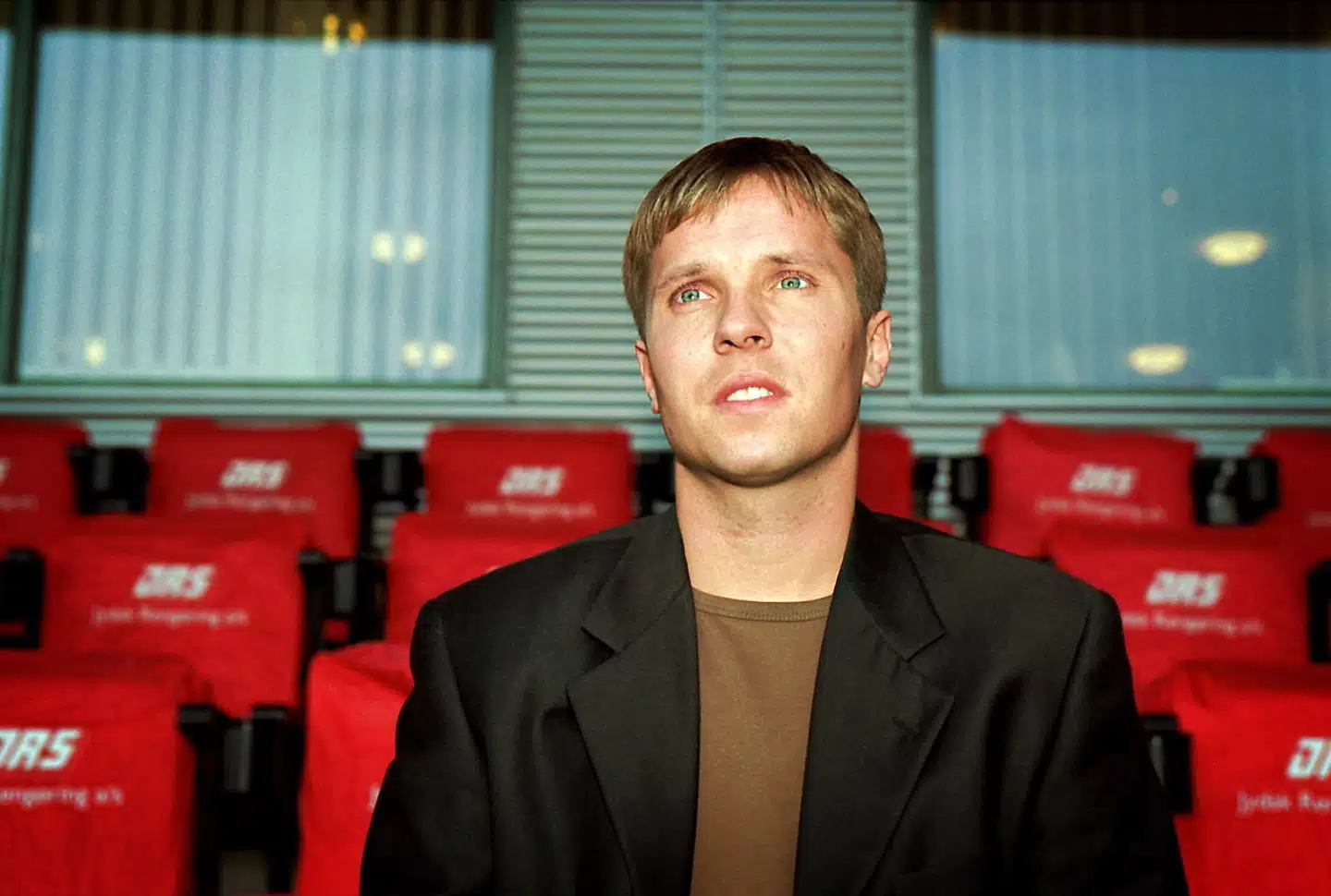 Jan Laursen fotograferet i 2002 – samme år som Farum-skandalen kom frem. Året forinden var han stoppet som spiller, men han fortsatte i klubben og er i dag sportschef.