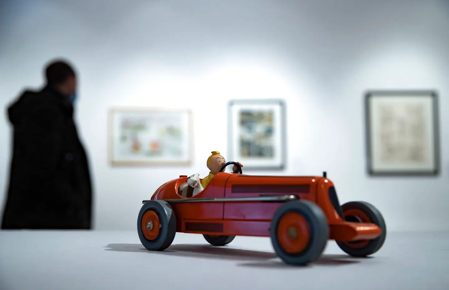 Det parisiske auktionshus Artcurial havde samlet en række kunstværker og genstande knyttet til Tintin-universet til auktionen torsdag.