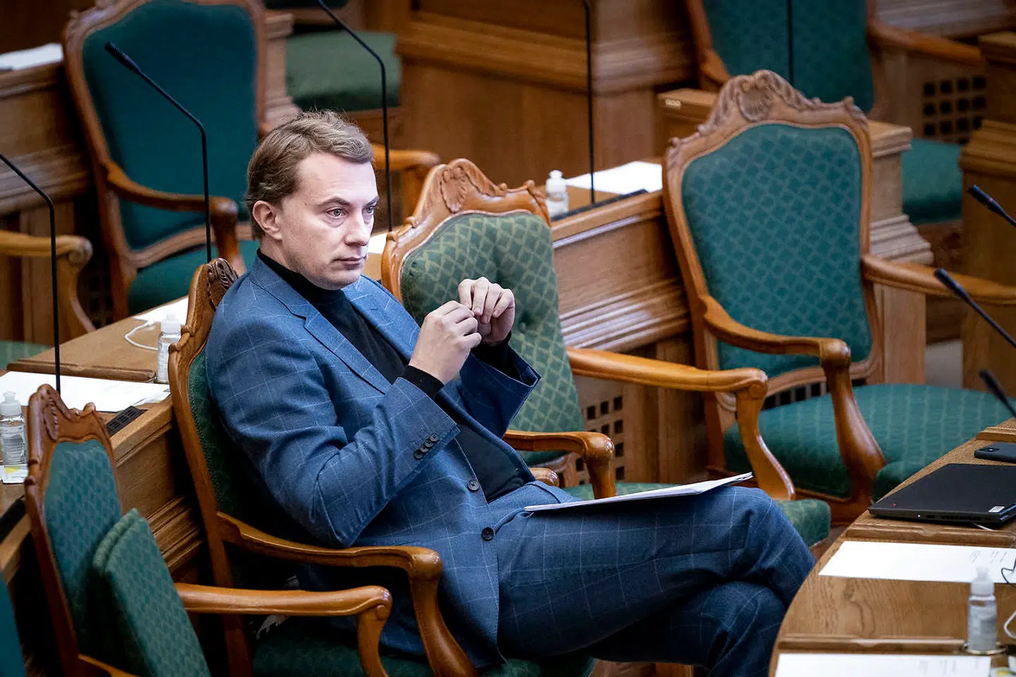 Morten Messerschmidt er ikke tilfreds med EUs indkøb af vacciner, men da Europa-Kommissionen tilbage i efteråret bad om flere penge til at købe vacciner for, stemte Dansk Folkeparti imod. Arkivfoto: Liselotte Sabroe/Ritzau Scanpix