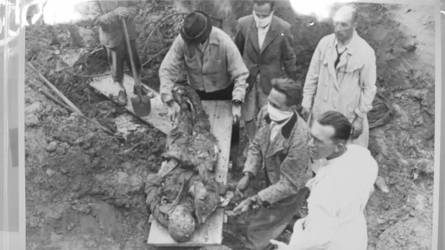 I den tyske kaserne i Graz blev 219 amerikanske soldater, jøder og kommunister skudt. Der var 60 danske SS-folk i kasernen, men ingen blev dømt for medvirken.