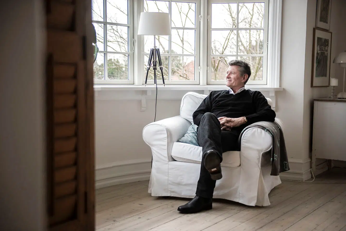 Jens Gaardbo og Jes Dorph-Petersen er to værtsprofiler fra TV 2, der begge er fortid på kanalen som følge af en ekstern advokatundersøgelse.