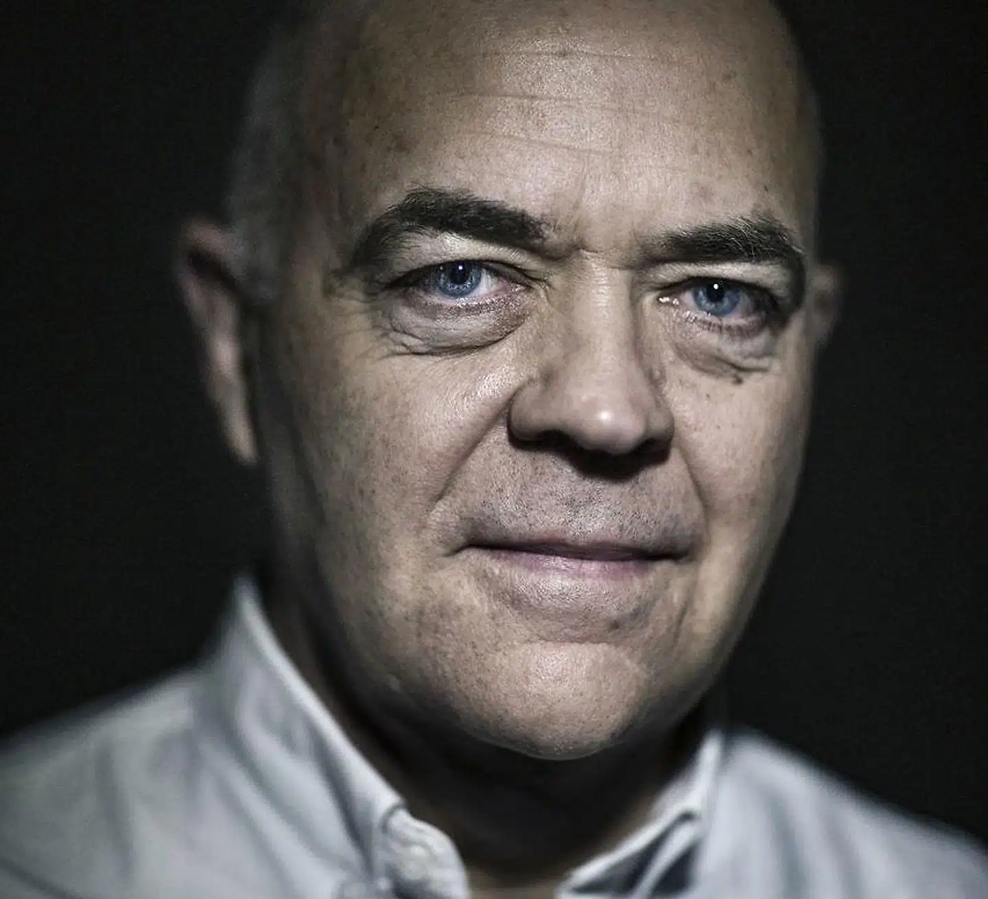 Jes Dorph-Petersen. Tid og sted: tirsdag d. 4. marts 2014, Hellerup.