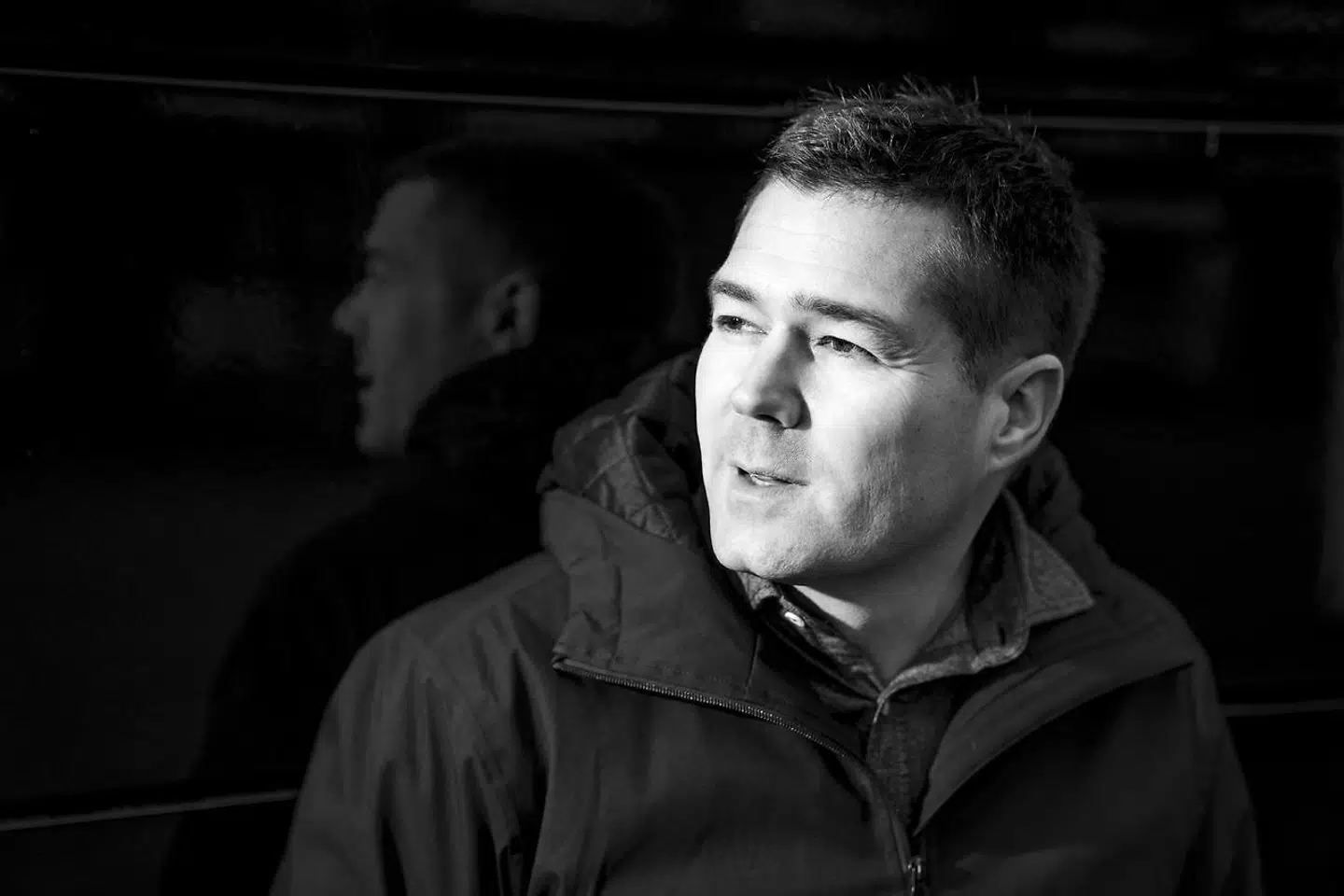 »Jeg har utrolig meget fart på og har mange ideer, som jeg meget gerne vil effektuere hurtigt,« forklarer journalisten Johannes Langkilde om personen Johannes Langkilde.