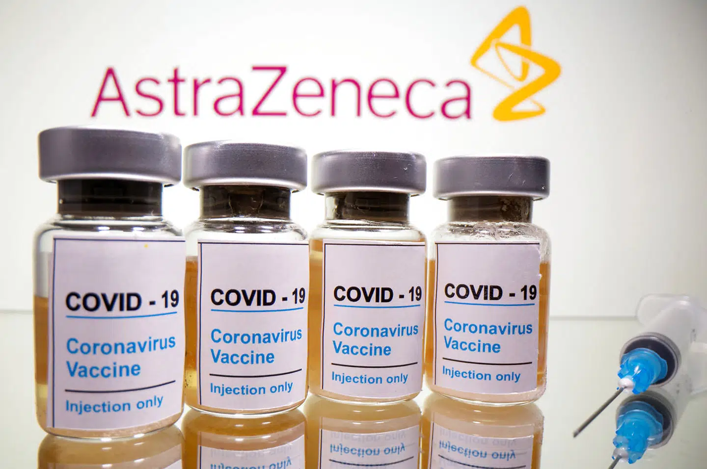 Arkivfoto: Vaccinen fra The University of Oxford og AstraZeneca er nu godkendt af den britiske lægemiddelstyrelse.
