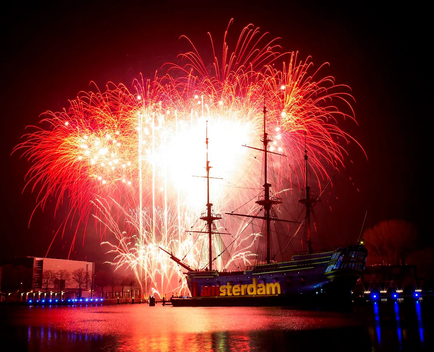 Det bliver så godt som umuligt at holde store nytårsfester i Holland i år. Hver husstand må nemlig kun invitere to gæster indenfor.