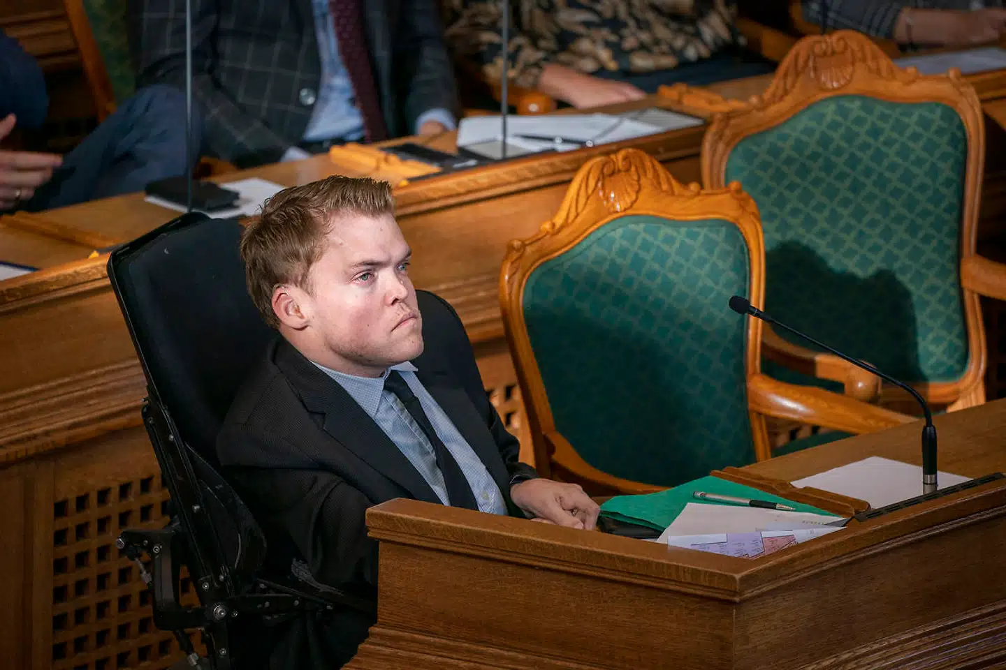 »Går Dansk Folkeparti med dette tweet ind for dødsstraf?« spørger de Radikales Kristian Hegaard, efter at Dansk Folkepartis Pia Kjærsgaard mandag eftermiddag delte en kortfattet besked.