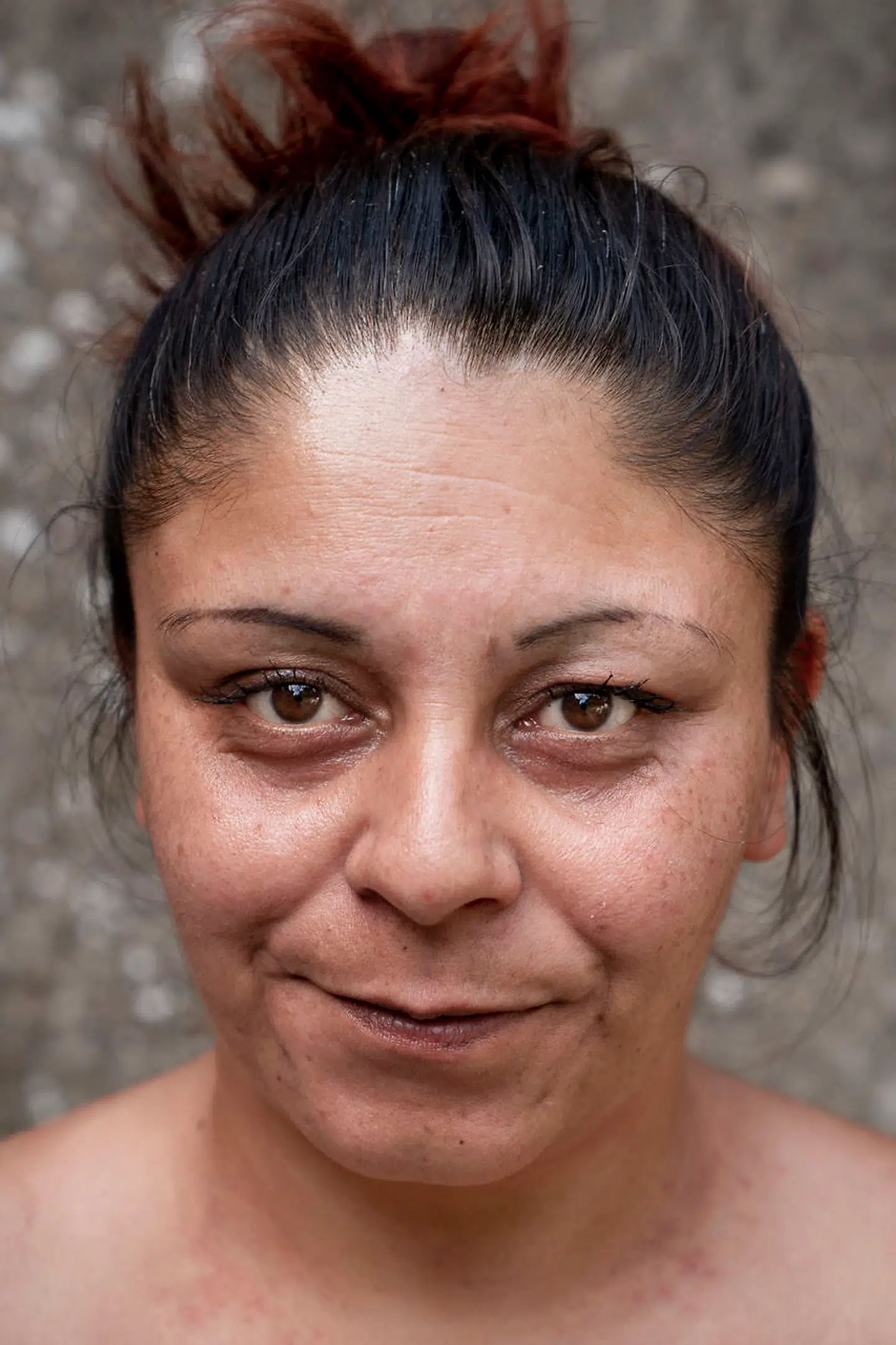 Rikke Larsen boede i en campingvogn med sin søster og havde akut brug for tag over hovedet, da hun flyttede ind i ejendommen i Store Merløse. Hun er lettet over, at hun har fundet en ny lejebolig, og at kommunen vil sætte en stopper for, at flere lejere kommer til at bo i det skimmelramte hus i Store Merløse.