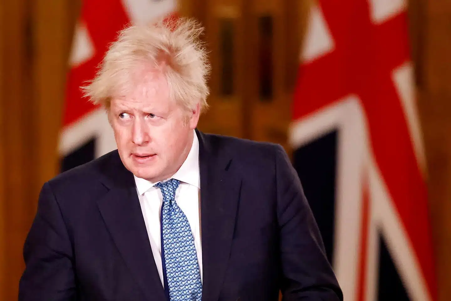 En kilde oplyser til nyhedsbureauet AFP, at »hvis alt går godt«, skal von der Leyen og Johnson forsøge at nå frem til en aftale over telefonen.