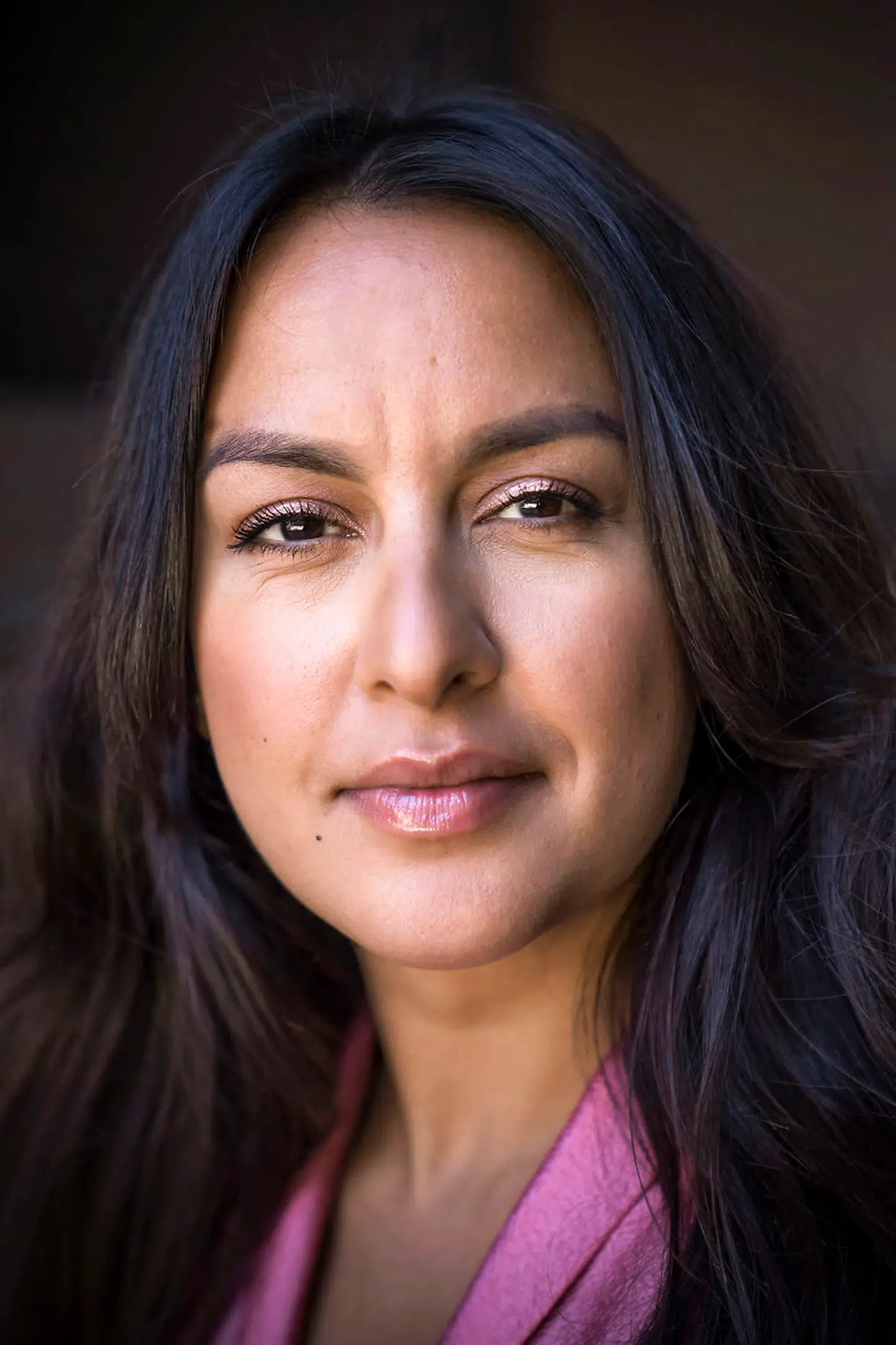 »Jeg var vendt hjem fra en kærlighedsferie i Berlin med øjne så triste, at ingen forårsfornemmelser hjalp på humøret. Jeg lå i fosterstilling, mens andre hamstrede toiletpapir.«, Geeti Amiri.