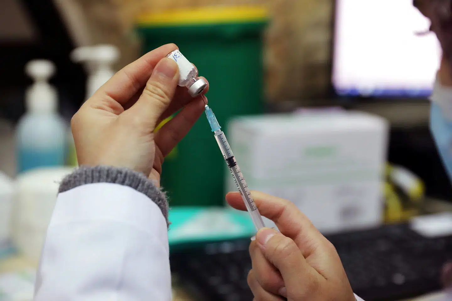 I Region Nordjylland vil den første fra frontpersonalet i sundhedsvæsenet blive vaccineret mod coronavirus den 27. december klokken 10.30. (Arkivfoto)