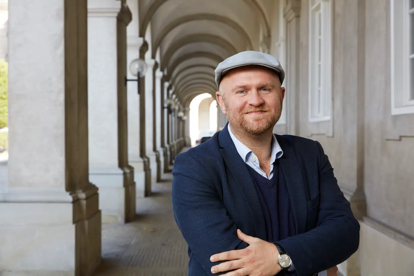 »At vi udgiver vigtige bøger som skaber debat, er vi rigtig stolte af, men vi er mindre glade for, at debatten for ofte og i stigende grad handler om, hvorvidt vi skulle have udgivet bogen eller ej, i stedet for nysgerrigt at diskutere det indhold bøgerne bringer til torvs,« skriver forlagschef på Gyldendal, Michael Jannerup.