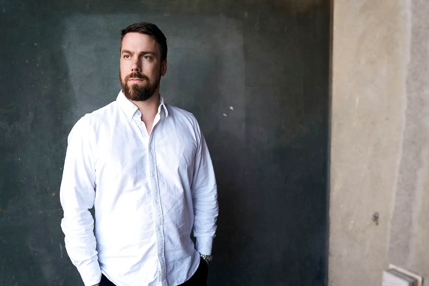 Kasper Bülow er sammen med tusindvis af danskere involveret i det enorme massesøgsmål. Han troede først, at han var blevet en del af et fupnummer, men han endte med at tage sagen hele vejen til Østre Landsret. Her blev sagen afvist, og det gav ham tiltroen til det danske retssystem tilbage.