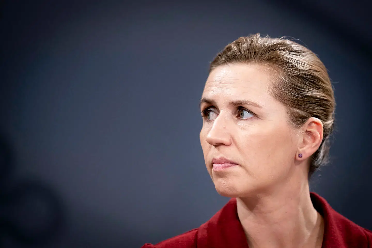 Statsminister Mette Frederiksen (S) har fastholdt, at beslutningen om at aflive alle danske mink ikke var det samme som at lukke minkerhvervet. Men nu fortæller en række fortrolige dokumenter en anden historie.
