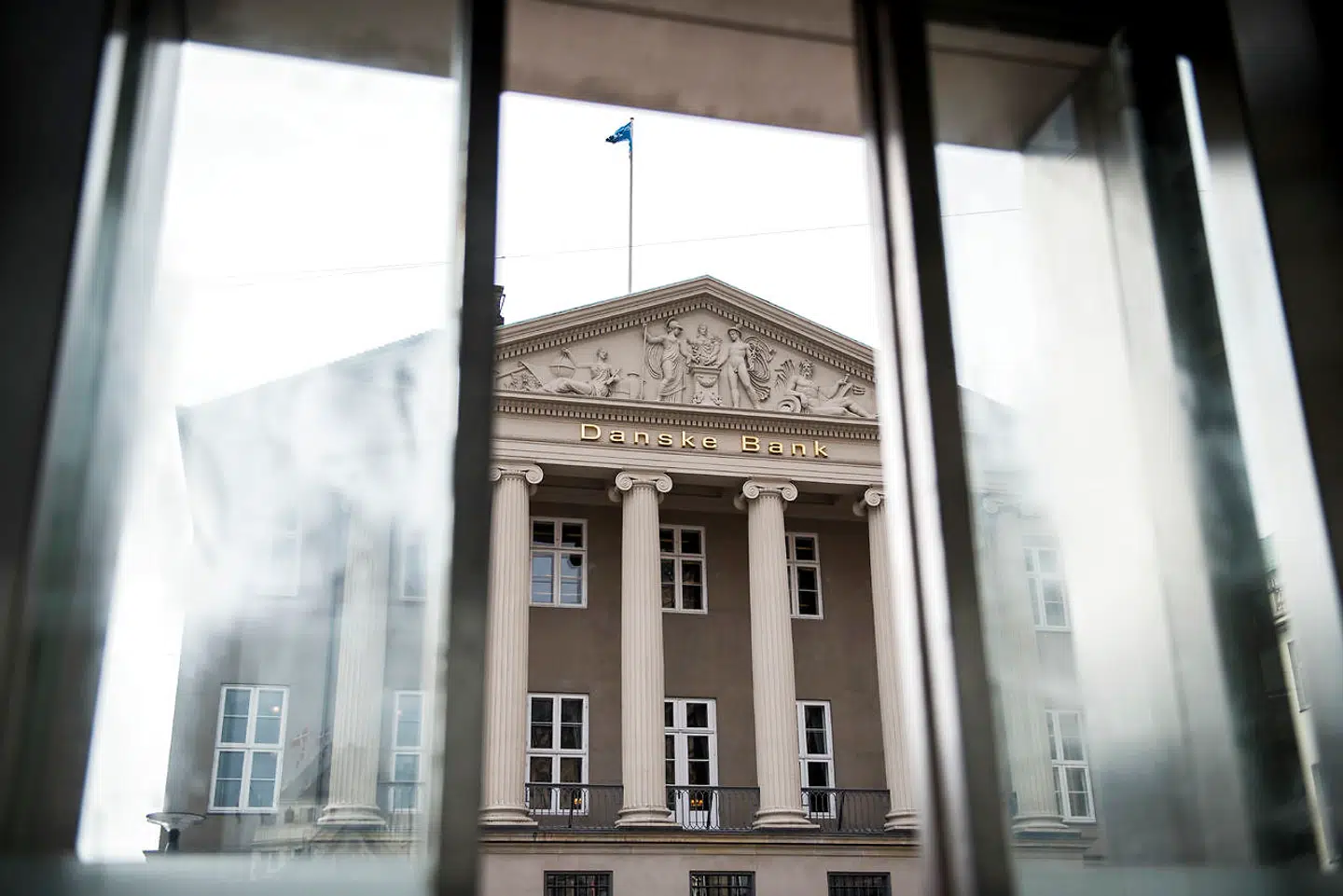 Bankerne driver så mange finansielle forretninger med blandt andet forsikring, realkredit og ejendomsmæglerkæde, at kunderne kan have svært ved at gennemskue strukturen – og om de får det bedste tilbud. Foto: Mads Joakim Rimer Rasmussen/Ritzau Scanpix