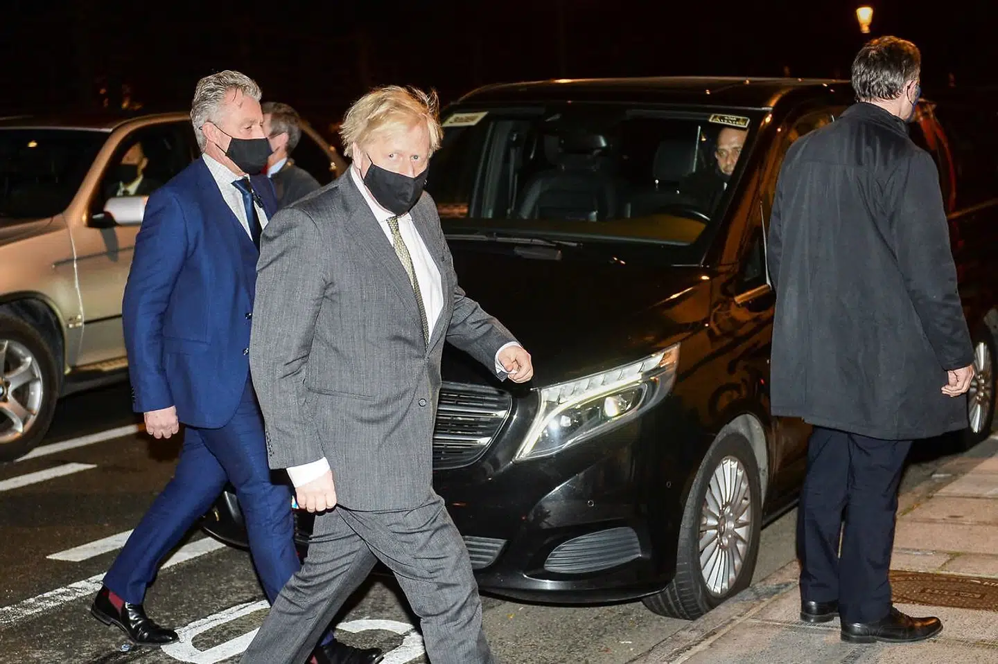 Efter det mere end tre timer lange møde tog Boris Johnson til den britiske ambassade i Bruxelles. REUTERS/Johanna Geron