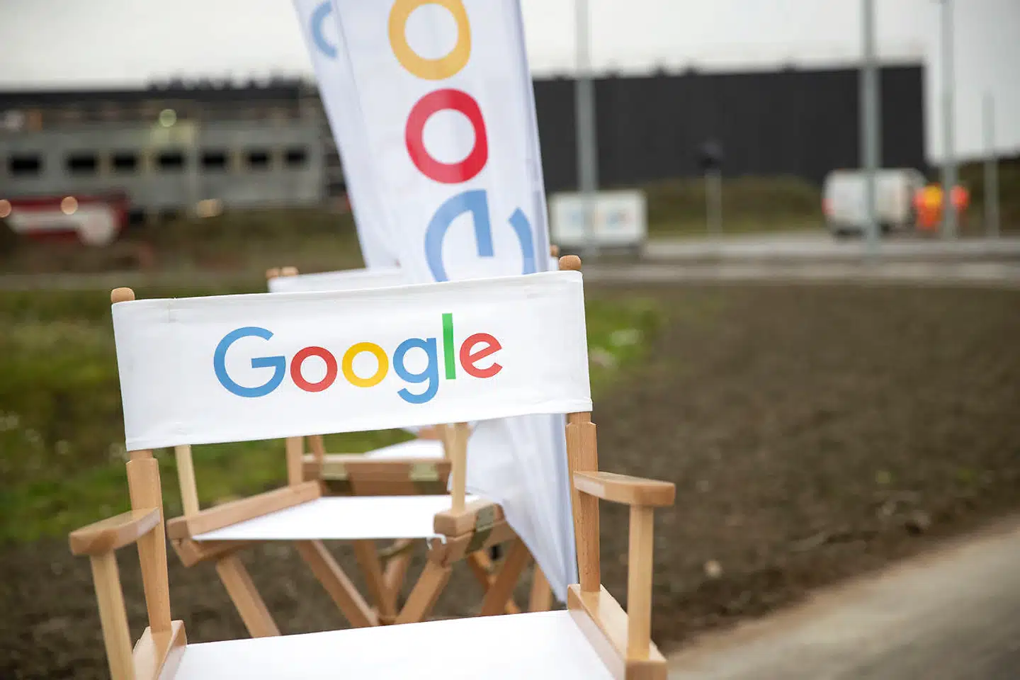 Danskerne har googlet coronarelaterede ord på livet løs i 2020.