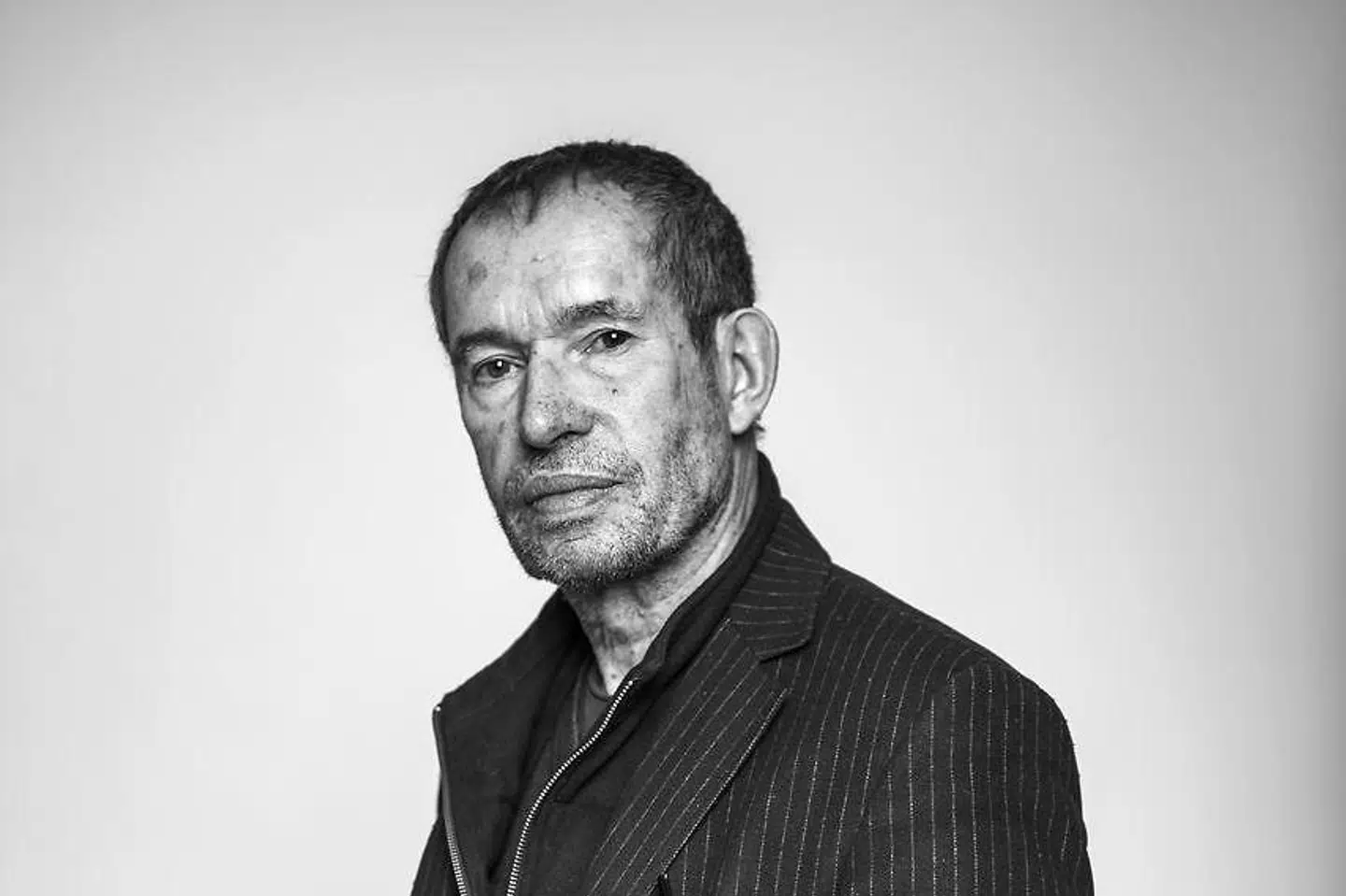 Carsten Jensens bog »Øvelser i afsked« får fire stjerner i denne anmeldelse.