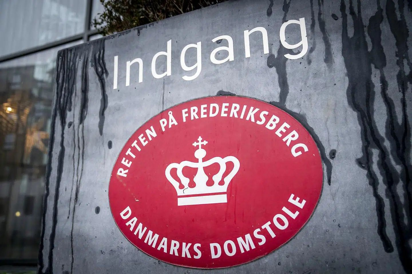 »Der bør efter min mening straks tilføres domstolene ganske betydelige ressourcer, ikke få millioner kr. men milliarder, inden for kort tid,« skriver Torben Goldin.